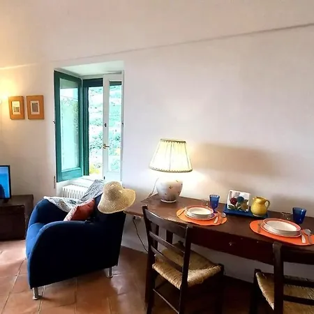 Casa Sopramare Con Terrazzo Panoramico 아말피